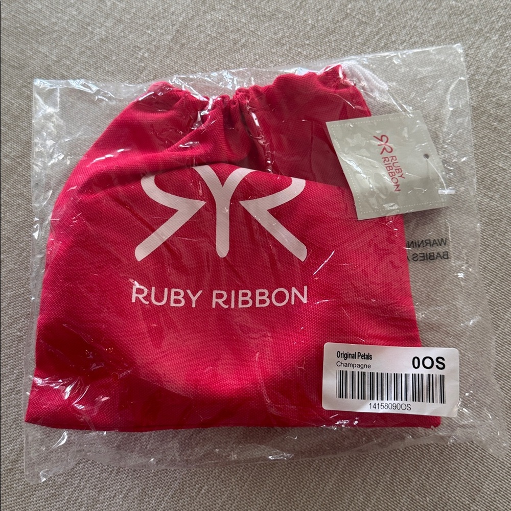 Ruby Ribbon 🎀Discontinued🎀 Petals Inserts w/ Bag Champagne OOS